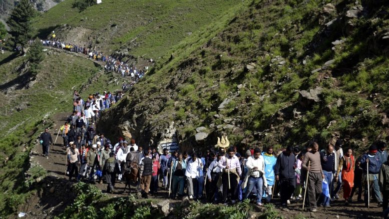 तीन भारतीय तीर्थयात्रीको मृत्यु, बाँकी सकुशल फर्कंदै