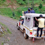 चाडपर्वमा ग्रामीण यात्रुलाई समस्या, ‘एक किलोमिटरको भाडा २५ रुपैयाँ’