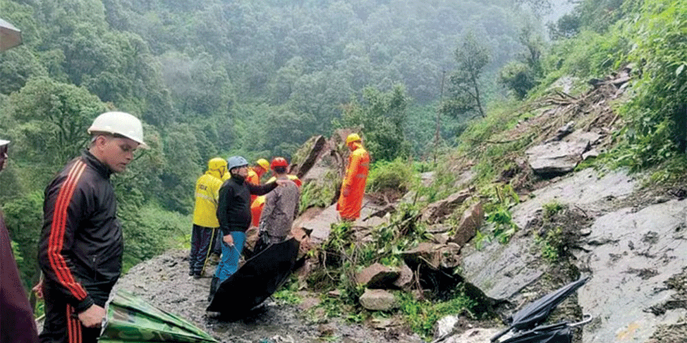 उत्तराखण्ड पहिरो : तीन नेपालीको पहिचान खुल्यो