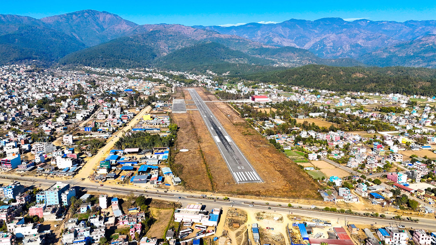 सुर्खेत विमानस्थल र आसपासको क्षेत्र