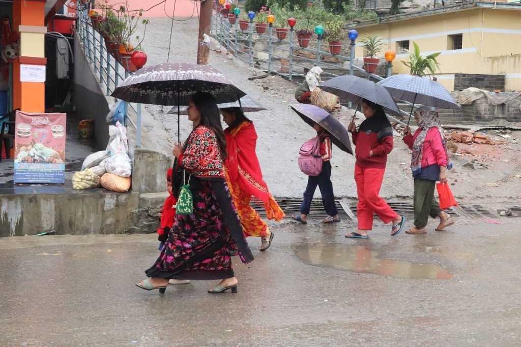 सक्रिय हुँदै मनसुन, भोलि र पर्सी मुसलधारे वर्षा