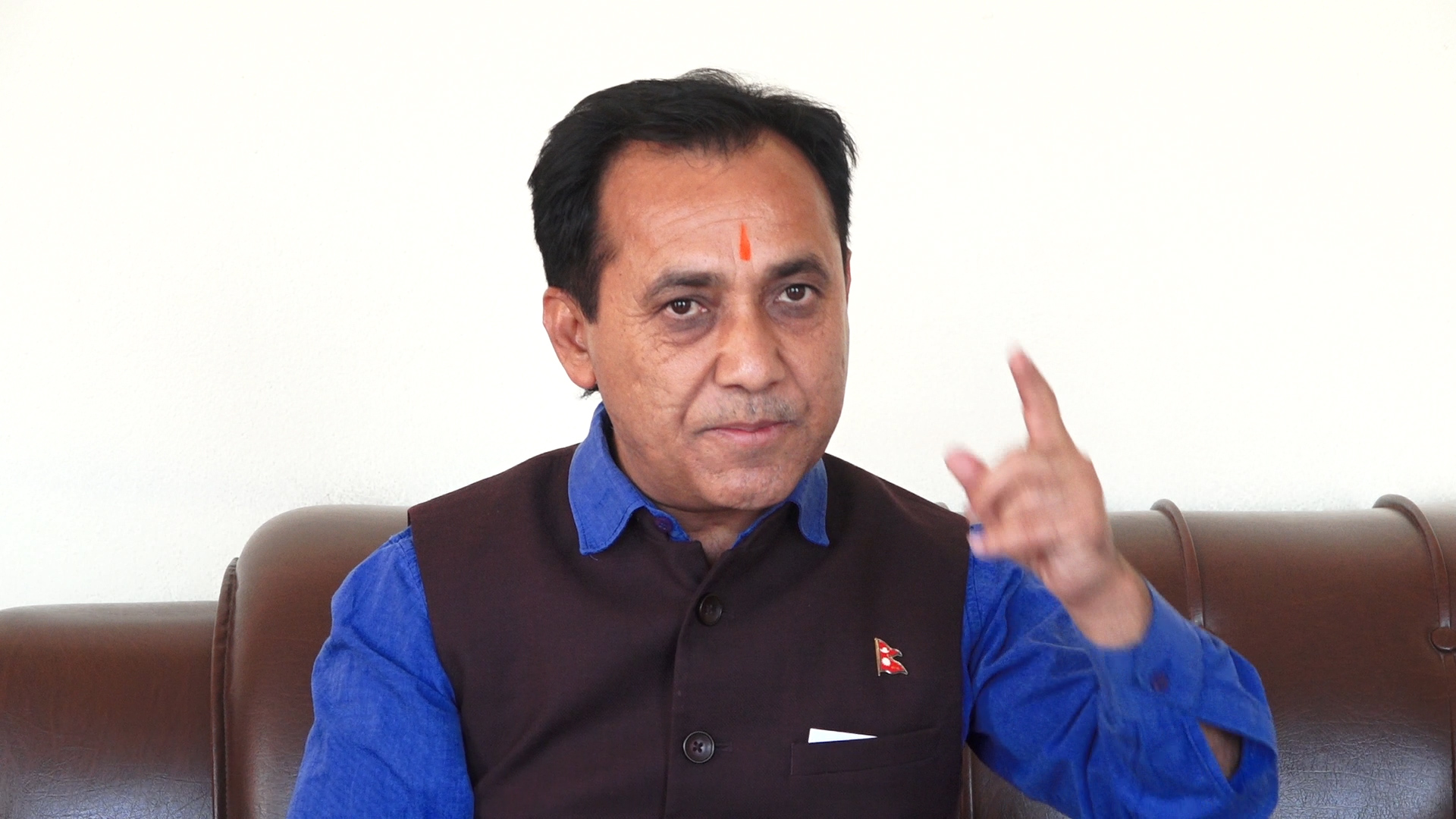 कांग्रेस महामन्त्री विश्वप्रकाशले भने, ‘आगामी बजेटमा हिमाल देख्न पाइयोस्’
