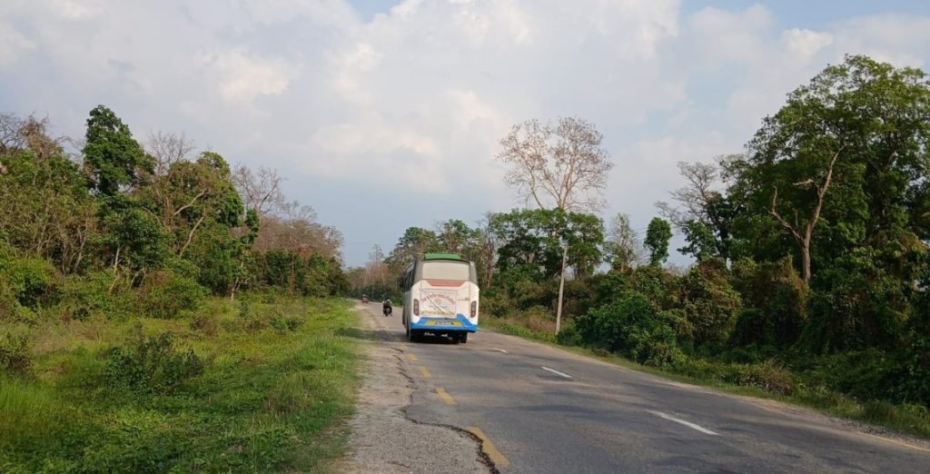 फेरि गाडी भाडा बढाउने तयारीमा यातायात व्यवसायी