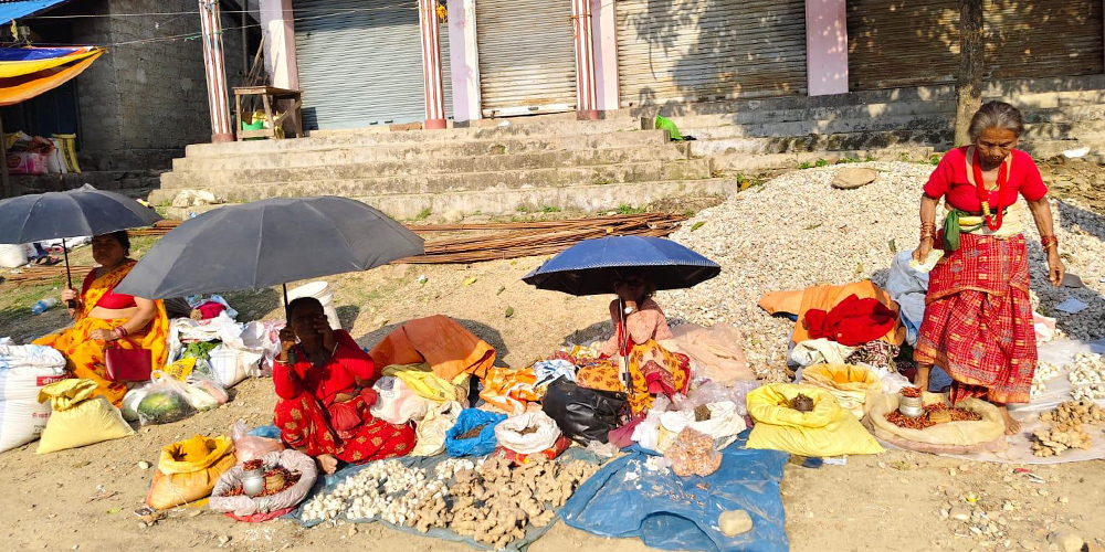 आफ्नै पौरखमा बाँच्नेहरू