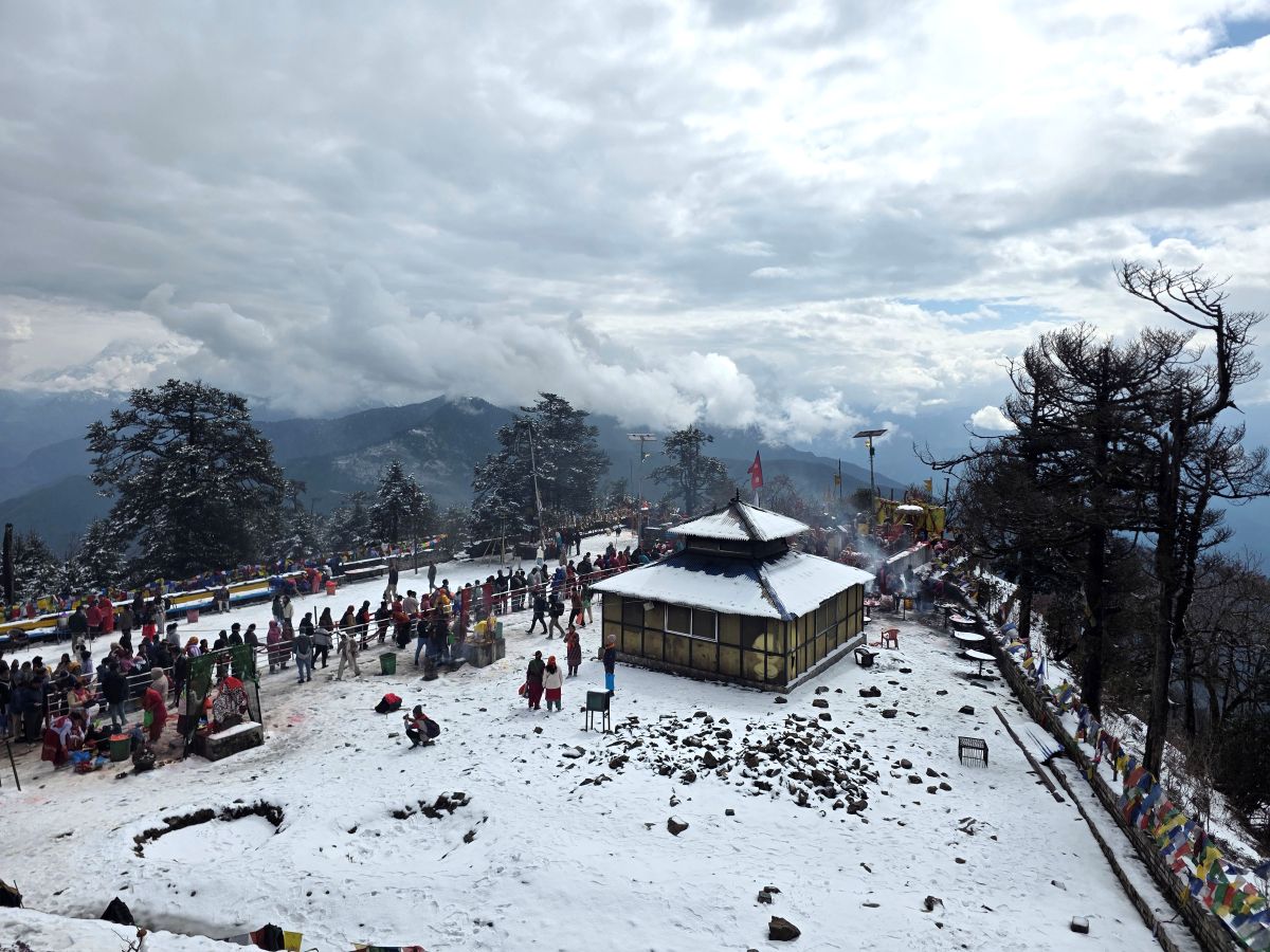 प्रसिद्ध तीर्थस्थल पाथीभरा मन्दिर