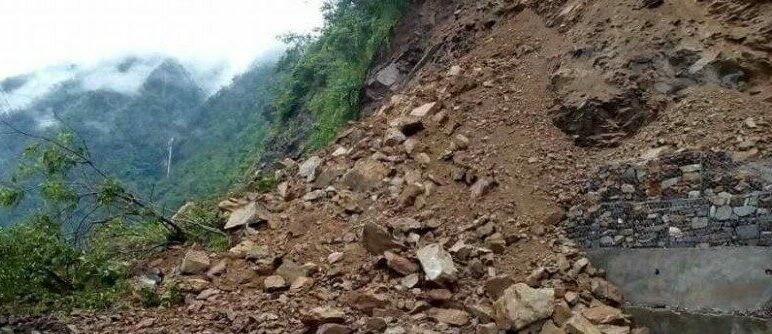 नौ दिनपछि खुल्यो जाजरकोट-डोल्पा सडक, जोखिम कायमै