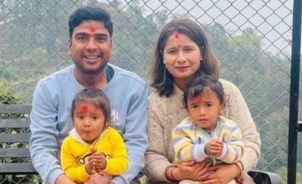 बाढीले खोस्यो सर्वस्व, २८ महिनाका जुम्ल्याहासहित चार जना सम्पर्कविहीन