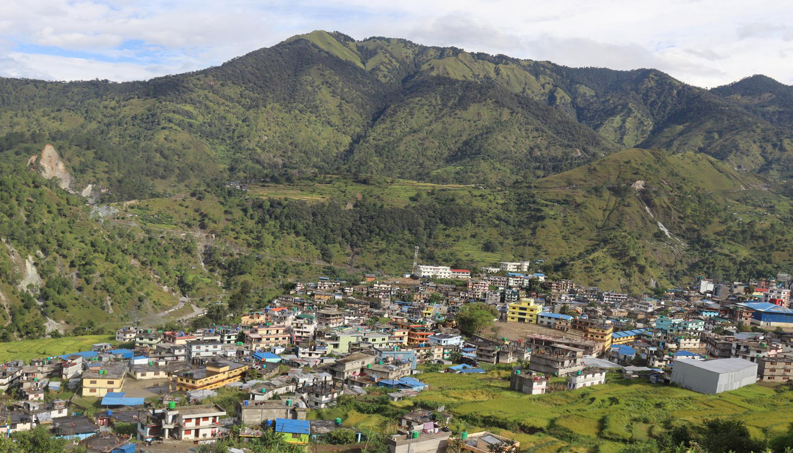 मौसममा सुधार आएसँगै सामान्य बन्दै जनजीवन
